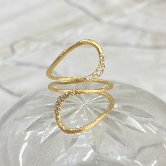 Rameau Torsion Ring - Gilded
